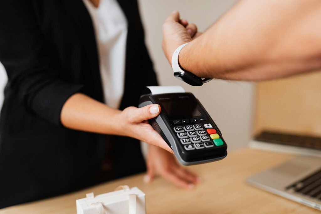 What Are The Dangers Of A Cashless Society